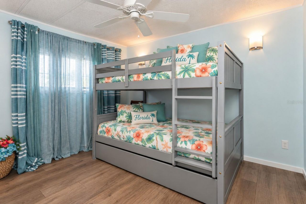 3329 Overcup Oak Terrace , Sarasota, FL 34237 Photo
