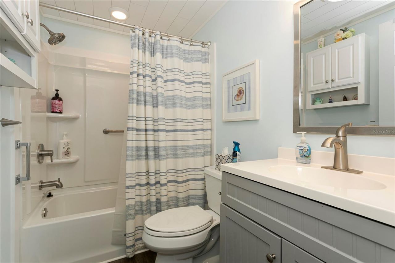 3329 Overcup Oak Terrace , Sarasota, FL 34237 Photo