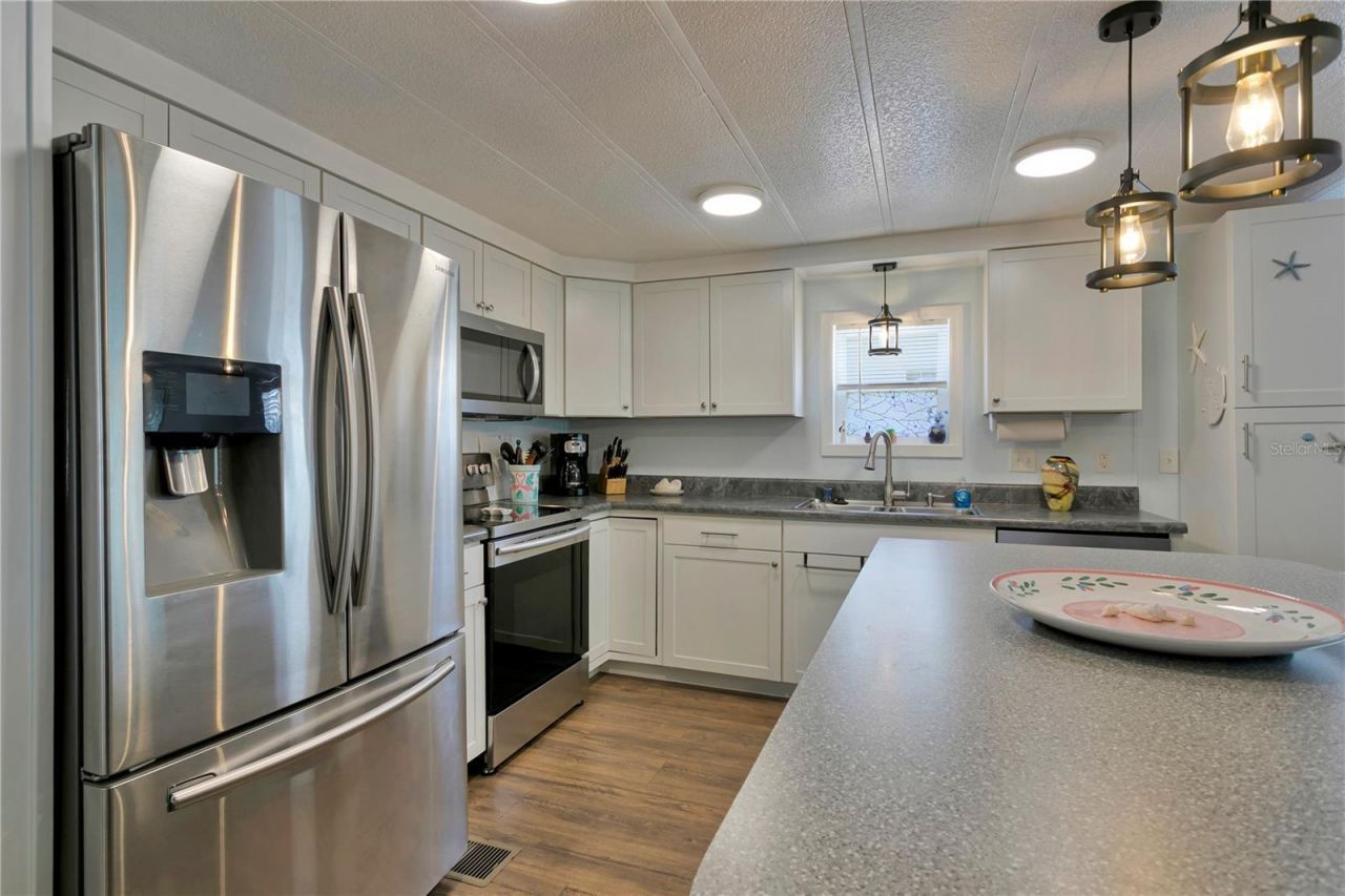 3329 Overcup Oak Terrace , Sarasota, FL 34237 Photo