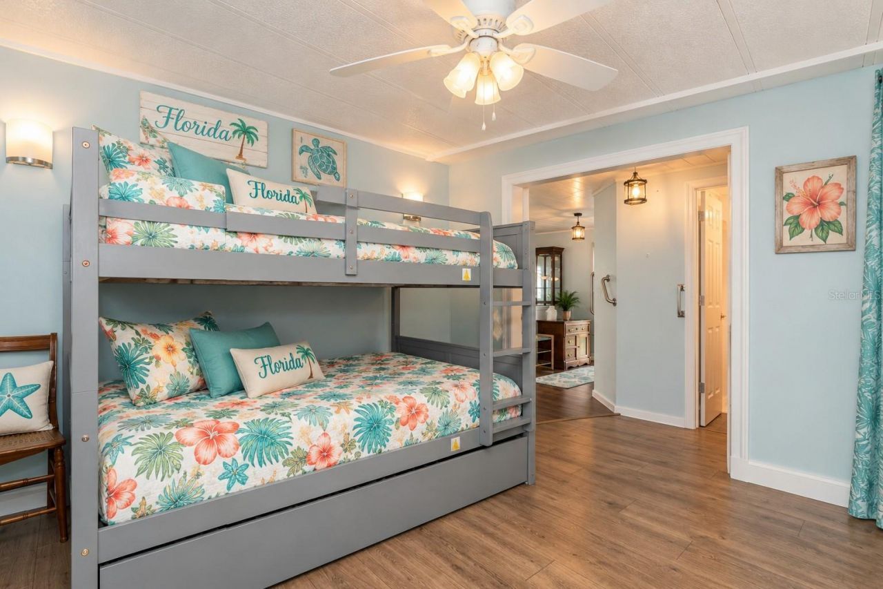 3329 Overcup Oak Terrace , Sarasota, FL 34237 Photo