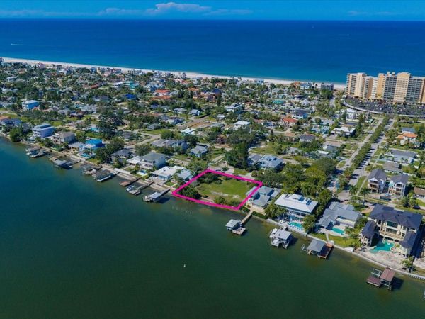 871 BAY ESPLANADE , CLEARWATER, FL 33767