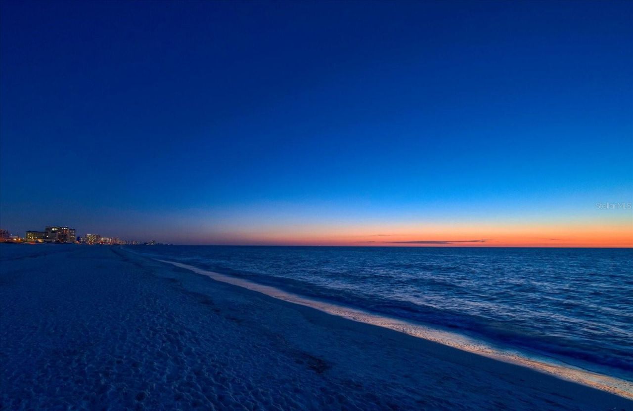 871 Bay Esplanade, Clearwater Beach, FL 33767 Photo