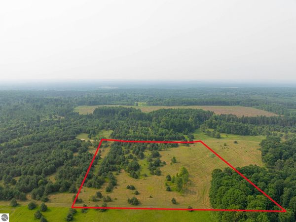 Getaway Trail, Kingsley, MI 49649