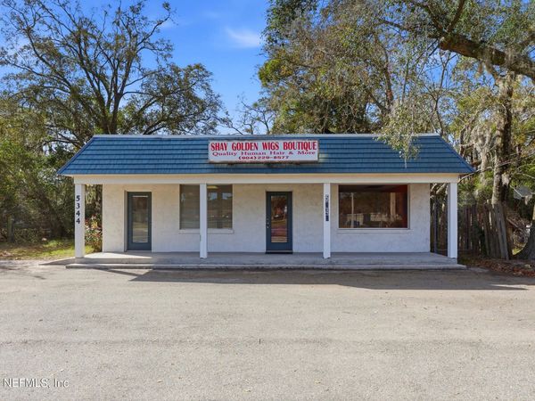 5346 TIMUQUANA Road, Jacksonville, FL 32210