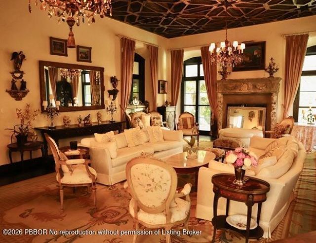 80 Middle Road, Palm Beach, FL 33480 Photo