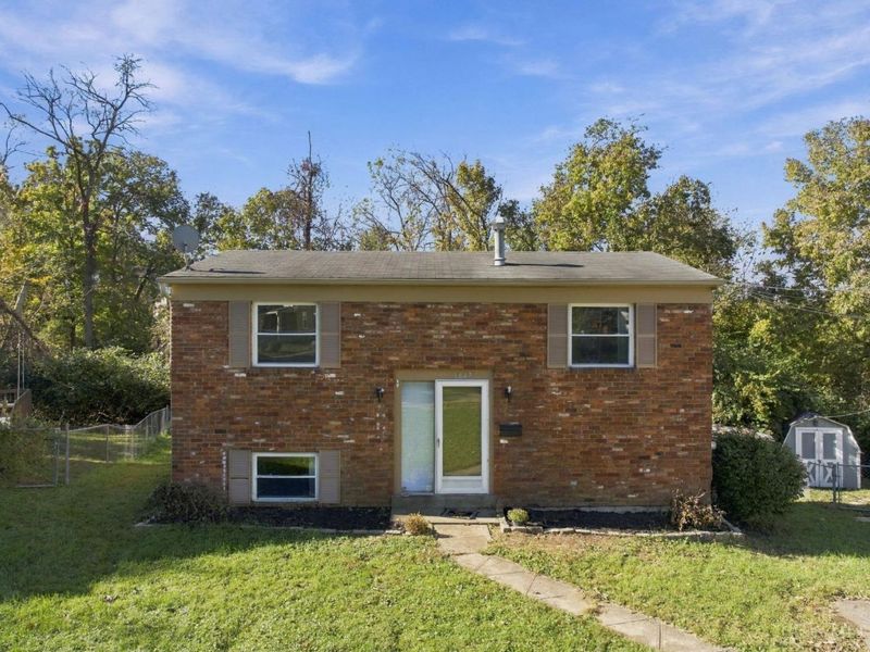 6847 Esther Lane, Cincinnati, OH 45243 Photo 1