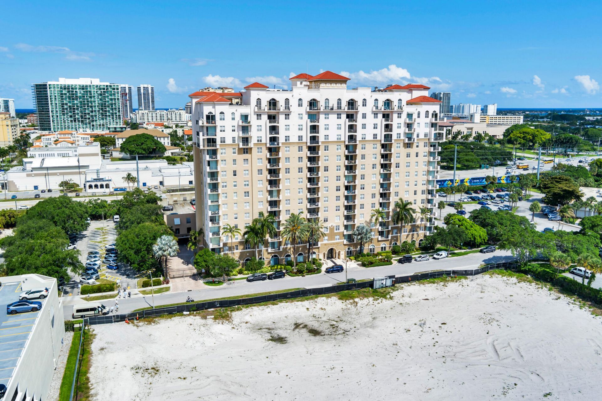 616 Clearwater Park Road, Unit 412, West Palm Beach, FL 33401 Photo