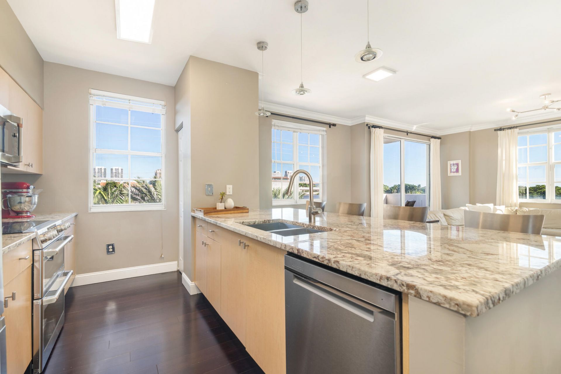 616 Clearwater Park Road, Unit 412, West Palm Beach, FL 33401 Photo