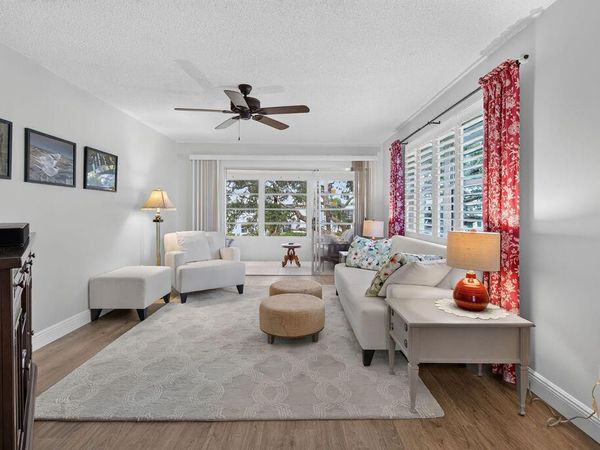 2929 SE OCEAN Boulevard, Unit 121-6, Stuart, FL 34996
