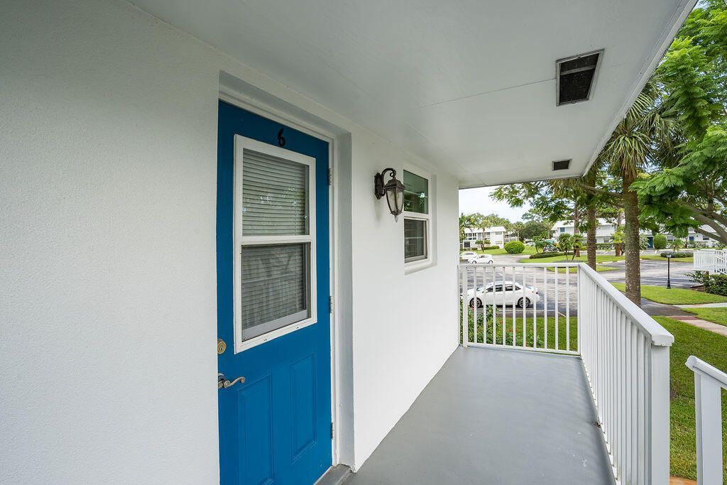 2929 SE Ocean Boulevard, Unit 121-6, Stuart, FL 34996 Photo