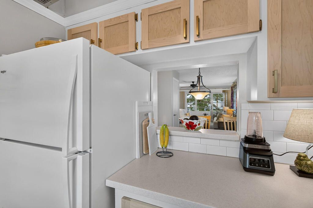 2929 SE Ocean Boulevard, Unit 121-6, Stuart, FL 34996 Photo
