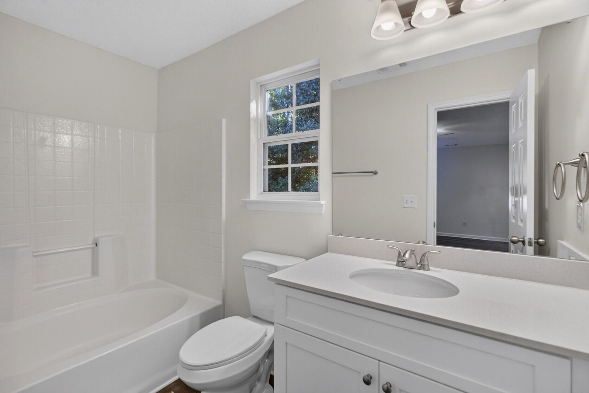 228 Trickle Drive Photo 17