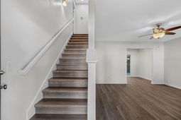 228 Trickle Drive photo 4