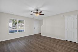 228 Trickle Drive photo 4