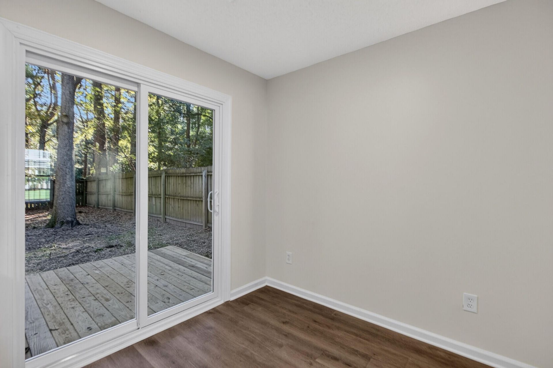 228 Trickle Drive Photo 6