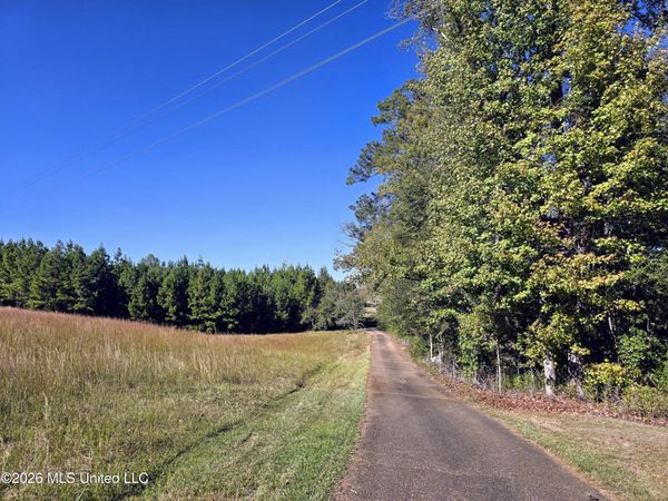 5687 Meadville Road, Meadville, MS 39653