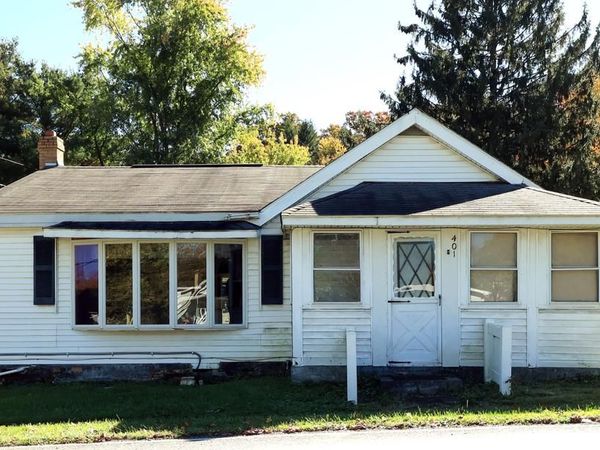401 S MOSHANNON AVENUE , SNOW SHOE, PA 16874