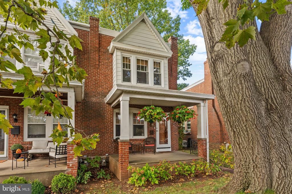 1721 POWELL STREET , NORRISTOWN, PA 19401