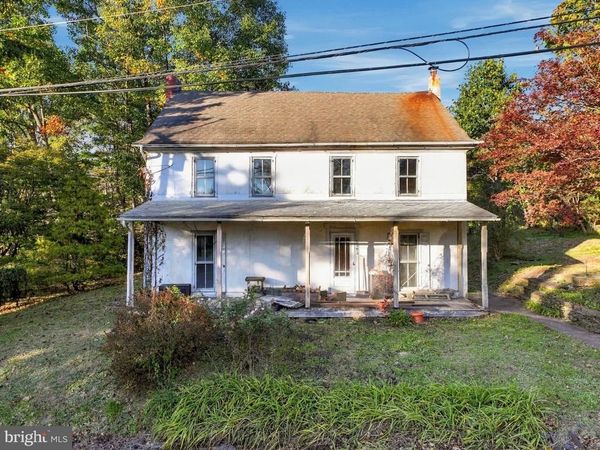 2593 GERYVILLE PIKE , PENNSBURG, PA 18073