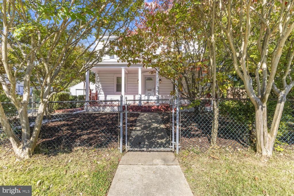2018 SHERIDAN STREET , HYATTSVILLE, MD 20782