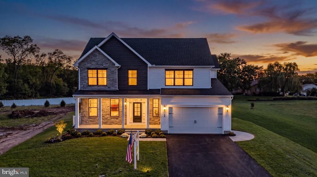 20 LILLICH DRIVE , ABBOTTSTOWN, PA 17301