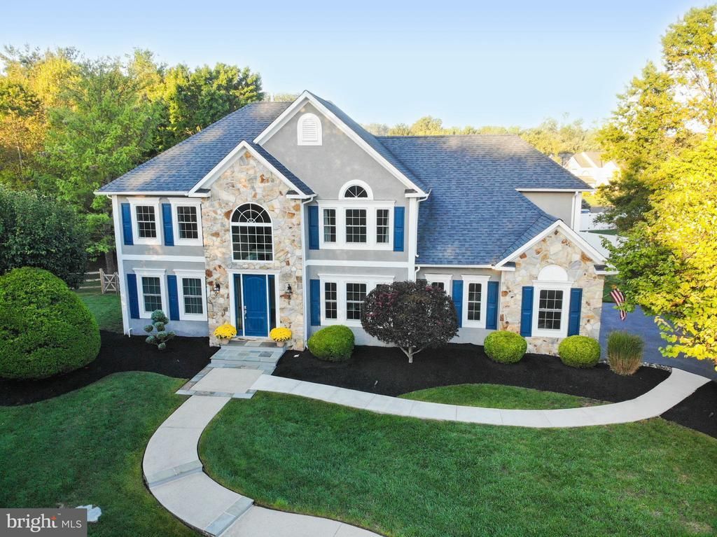 557 SCATTERGOOD COURT , YARDLEY, PA 19067