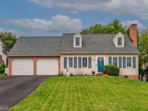 1563 S JEFFERSON COURT , LANCASTER, PA 17602