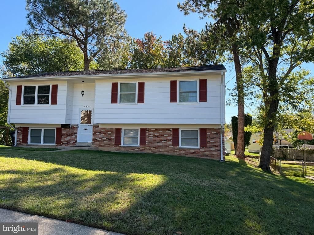 6809 ELDRIDGE STREET, HYATTSVILLE, MD 20784