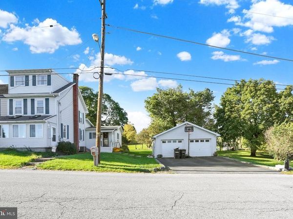 341 CHESTNUT STREET , LEESPORT, PA 19533