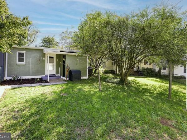2 H EASTWAY , GREENBELT, MD 20770