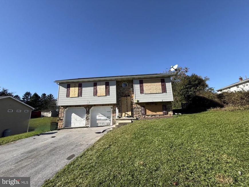 6524 Fairfax Drive , Harrisburg, PA 17111 Main Photo