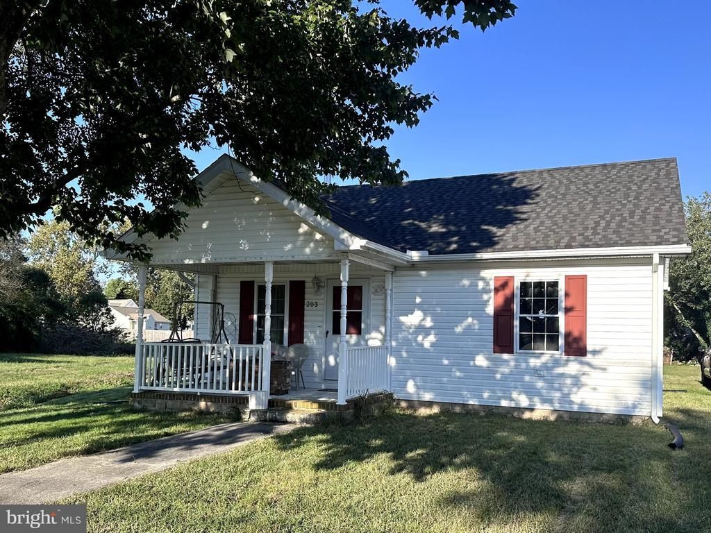 203 W Main Street , Fruitland, MD 21826 Main Photo
