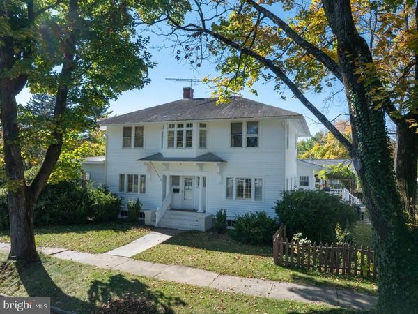 501 W FAIRMOUNT AVENUE , STATE COLLEGE, PA 16801