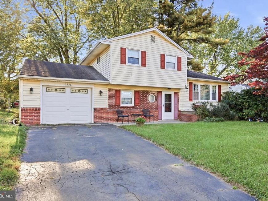 1338 Barness Drive, Warminster, PA 18974 Main Photo