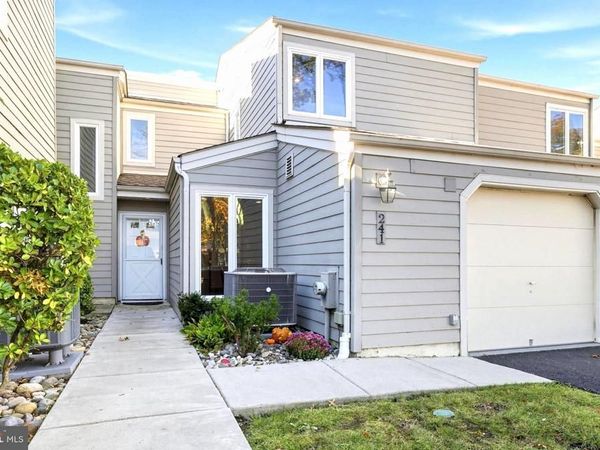 241 HASTINGS COURT, DOYLESTOWN, PA 18901