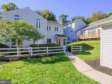 1821 CREEK VIEW COURT , NEW CUMBERLAND, PA 17070