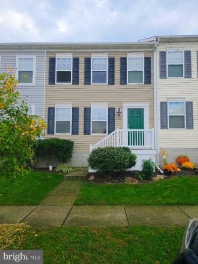 138 HONEYSUCKLE DRIVE , MARIETTA, PA 17547