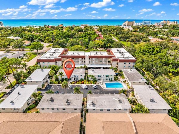 521 W VENICE AVENUE, Unit 21, VENICE, FL 34285