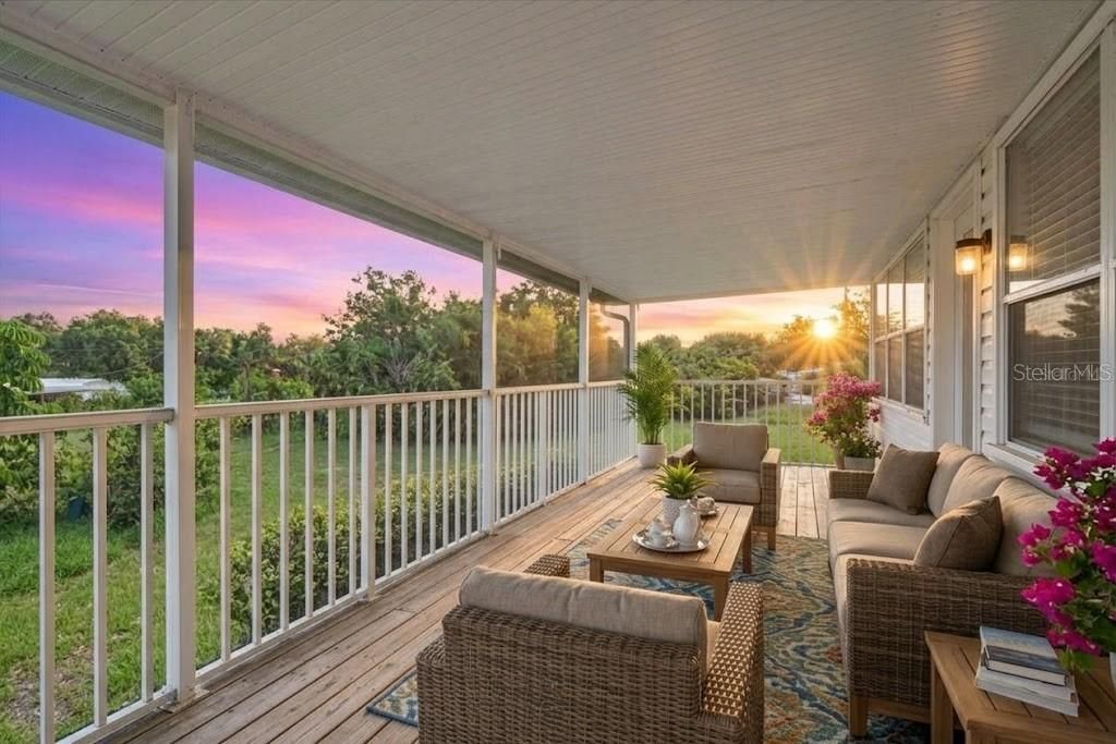 701 Fish Lips Lane, Ruskin, FL 33570 Photo