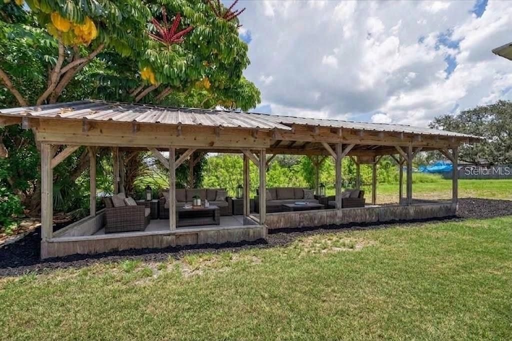 701 Fish Lips Lane, Ruskin, FL 33570 Photo