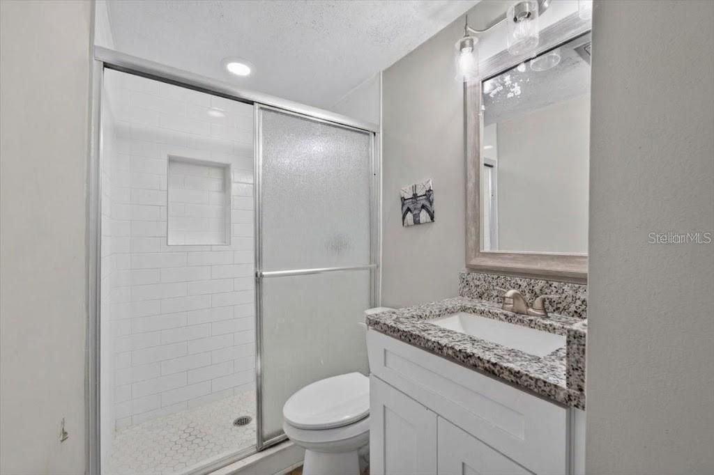 701 Fish Lips Lane, Ruskin, FL 33570 Photo