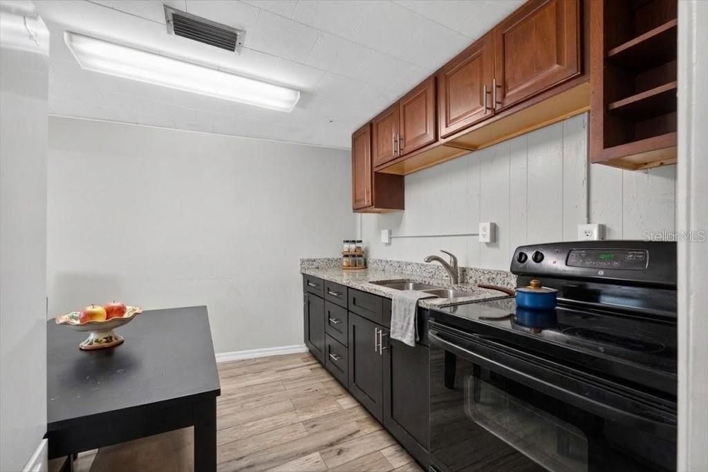 701 Fish Lips Lane, Ruskin, FL 33570 Photo