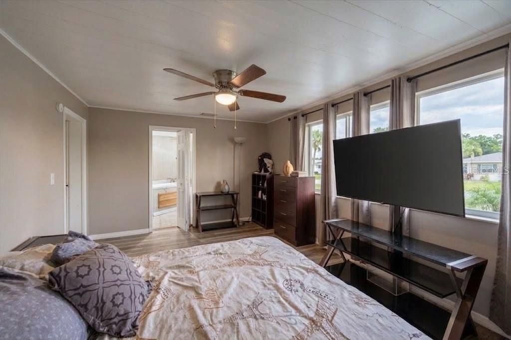 701 Fish Lips Lane, Ruskin, FL 33570 Photo
