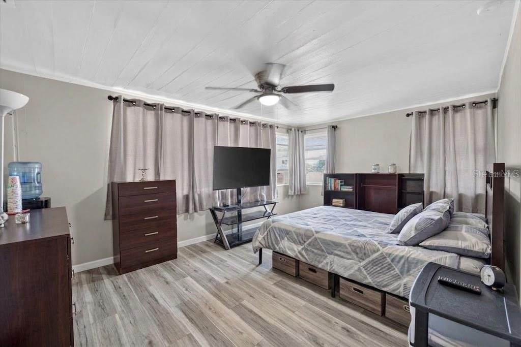 701 Fish Lips Lane, Ruskin, FL 33570 Photo