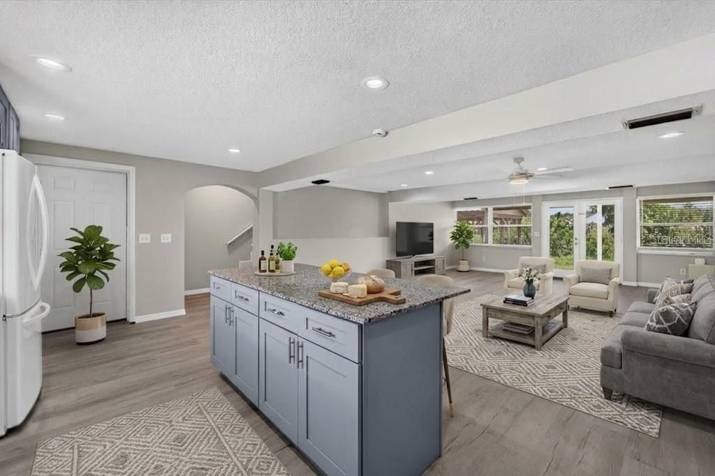 701 Fish Lips Lane, Ruskin, FL 33570 Photo