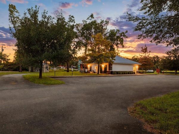 1708 N YOUNG BOULEVARD , CHIEFLAND, FL 32626