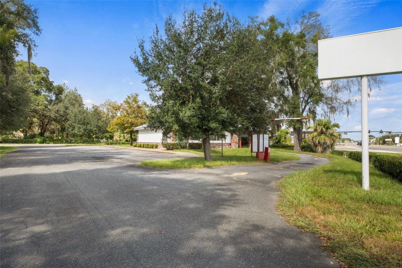 1708 N Young Boulevard , Chiefland, FL 32626 Photo