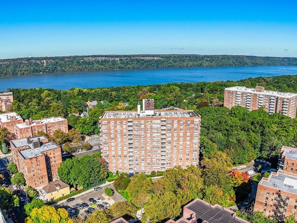 3935 Blackstone Avenue, Unit 5E, Bronx, NY 10471
