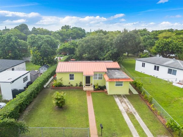 320 NW 132nd St , North Miami, FL 33168