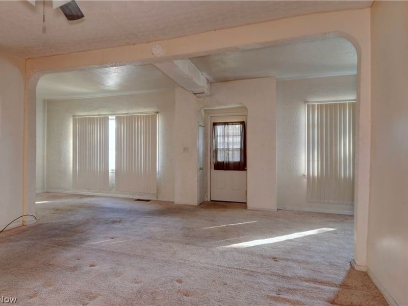 668 Mallison Avenue, Akron, OH 44307 Photo 6